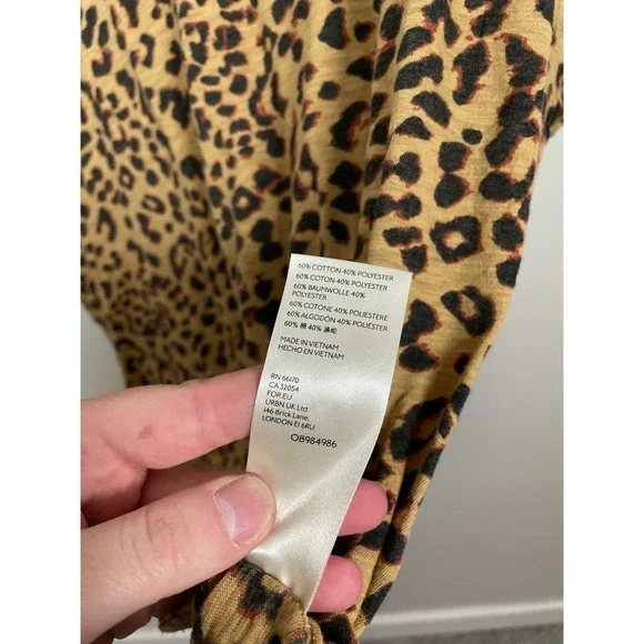 Free People We The Free Clarity T-Shirt in Cheetah Size Small - Picture 7 of 7